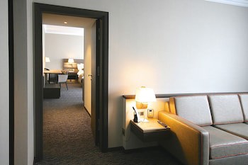 Le Royal Hotels & Resorts