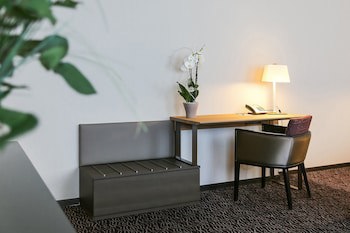 Le Royal Hotels & Resorts