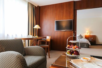 Le Royal Hotels & Resorts