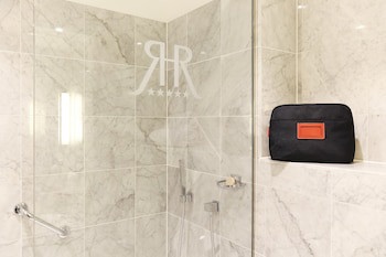 Le Royal Hotels & Resorts