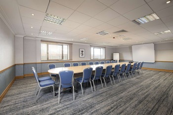 Doubletree By Hilton Swindon