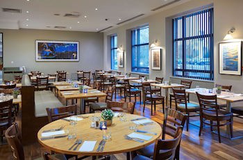 Doubletree By Hilton Swindon