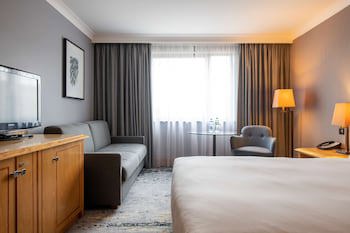 Doubletree By Hilton Swindon