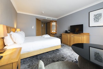 Doubletree By Hilton Swindon