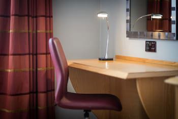 Doubletree By Hilton Swindon