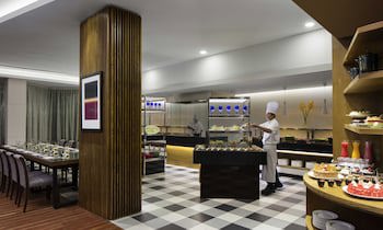 Radisson Hotel Brunei Darussalam