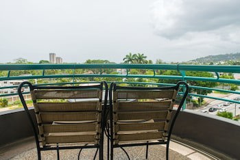 Kapok Hotel