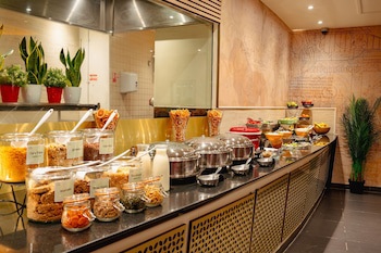 Sheraton Skyline Hotel London Heathrow