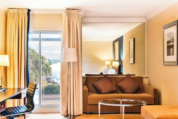 Sheraton Skyline Hotel London Heathrow