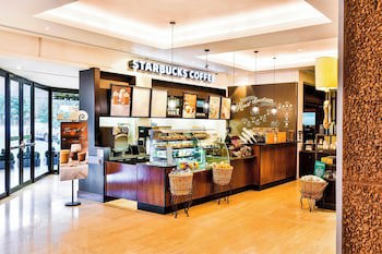 Sheraton Skyline Hotel London Heathrow