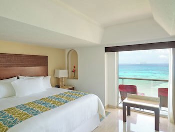 Grand Fiesta Americana Coral Beach Cancun - All Inclusive