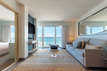 Condado Palm Inn San Juan, Tapestry Collection By Hilton