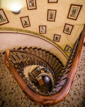 As Janelas Verdes Inn, A Lisbon Heritage Collection