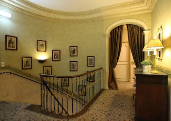 As Janelas Verdes Inn, A Lisbon Heritage Collection