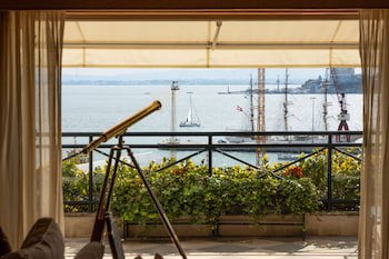 As Janelas Verdes Inn, A Lisbon Heritage Collection