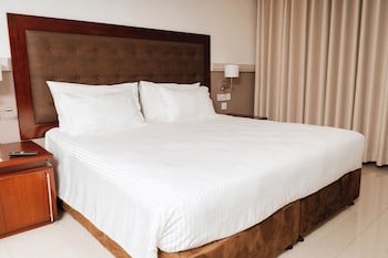 Great Zimbabwe Hotel