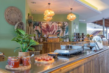 Avila Beach Hotel