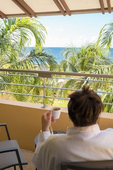 Avila Beach Hotel