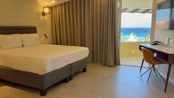 Avila Beach Hotel