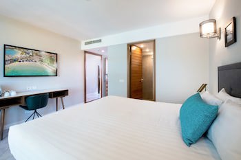 Avila Beach Hotel