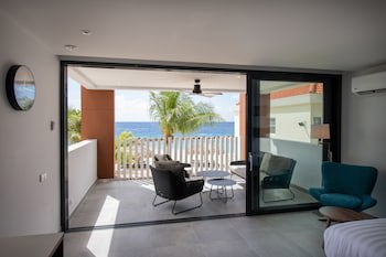 Avila Beach Hotel