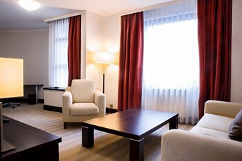 Crowne Plaza Bratislava, An Ihg Hotel