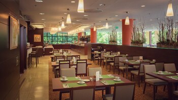 Crowne Plaza Bratislava, An Ihg Hotel