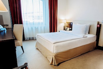 Crowne Plaza Bratislava, An Ihg Hotel