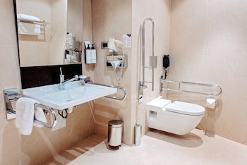 Crowne Plaza Bratislava, An Ihg Hotel