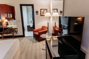 Crowne Plaza Bratislava, An Ihg Hotel