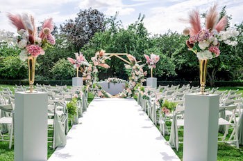 Hanbury Manor Marriott Hotel & Country Club