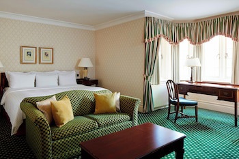 Hanbury Manor Marriott Hotel & Country Club