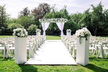 Hanbury Manor Marriott Hotel & Country Club