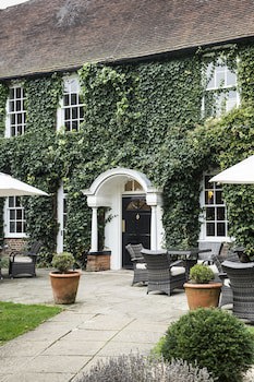Bush Hotel Farnham