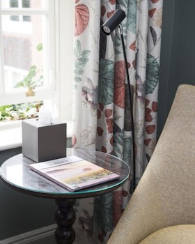 Bush Hotel Farnham