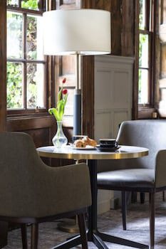 Bush Hotel Farnham