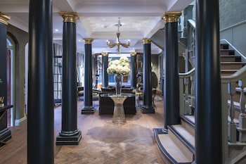 Bush Hotel Farnham