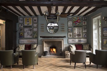 Bush Hotel Farnham
