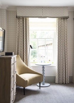 Bush Hotel Farnham