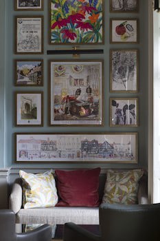Bush Hotel Farnham