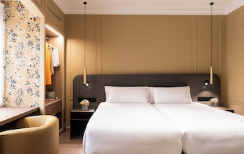 El Avenida Palace Hotel