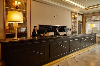 El Avenida Palace Hotel