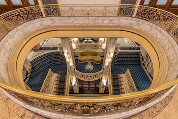 El Avenida Palace Hotel