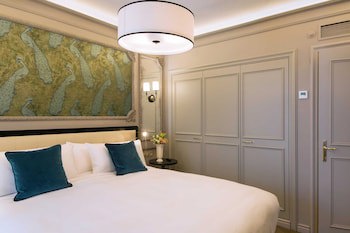 El Avenida Palace Hotel