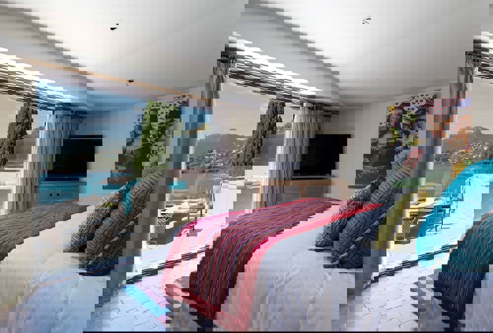 Tiara Miramar Beach Resort