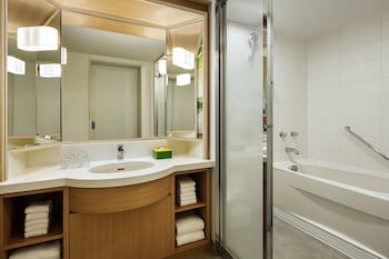 Sheraton Grande Tokyo Bay Hotel
