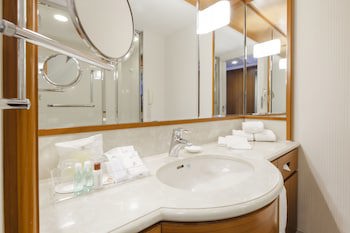 Sheraton Grande Tokyo Bay Hotel