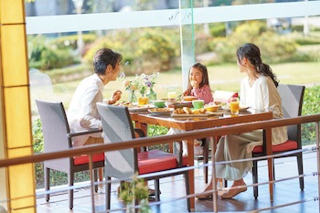 Sheraton Grande Tokyo Bay Hotel