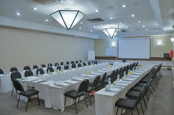 Holiday Inn Harare, An Ihg Hotel