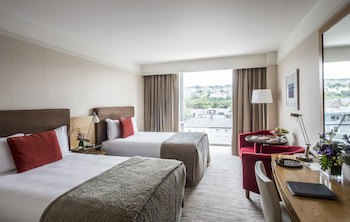 The River Lee Hotel